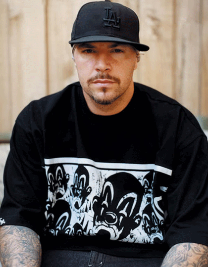 NOW BOOKING DJ MUGGS