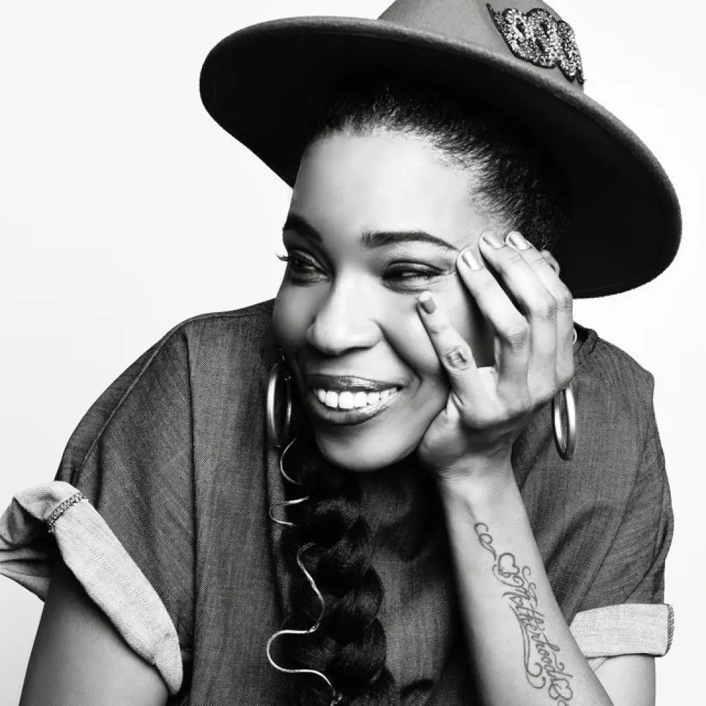 NOW BOOKING MACY GRAY