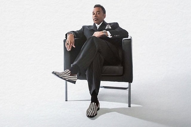 NOW BOOKING MORRIS DAY