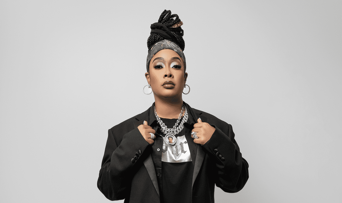 NOW BOOKING DA BRAT
