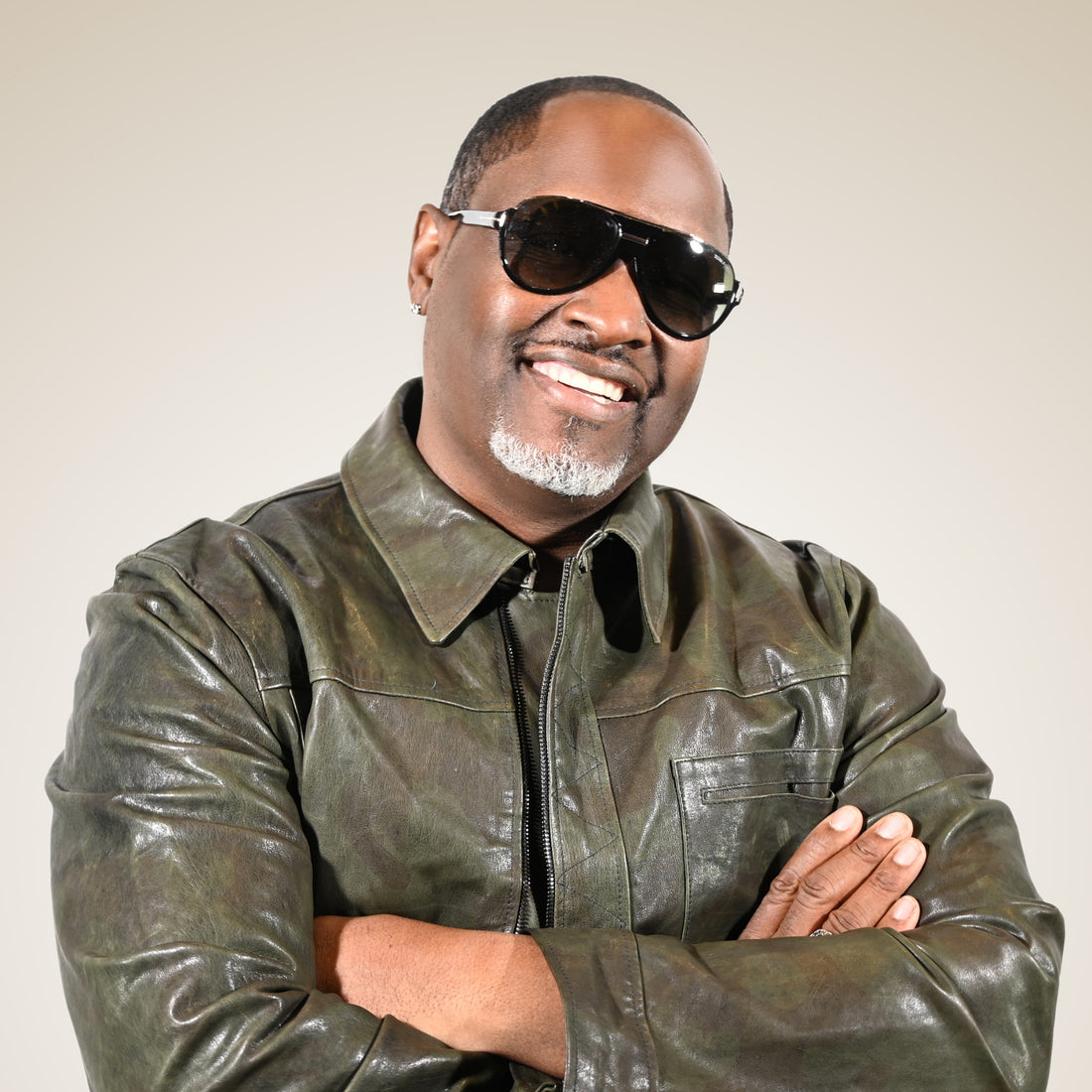 NOW BOOKING JOHNNY GILL