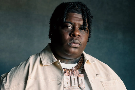 NOW BOOKING BIGXTHAPLUG