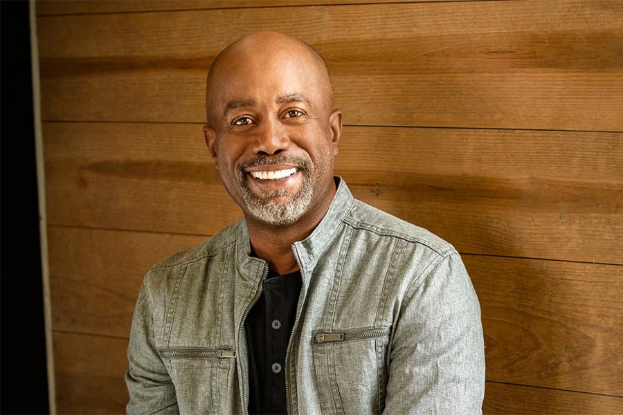 NOW BOOKING DARIUS RUCKER